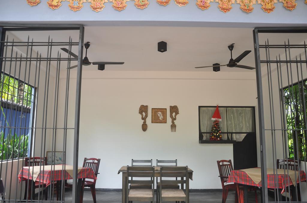 The Fence Acomodação com café da manhã Bentota Exterior foto